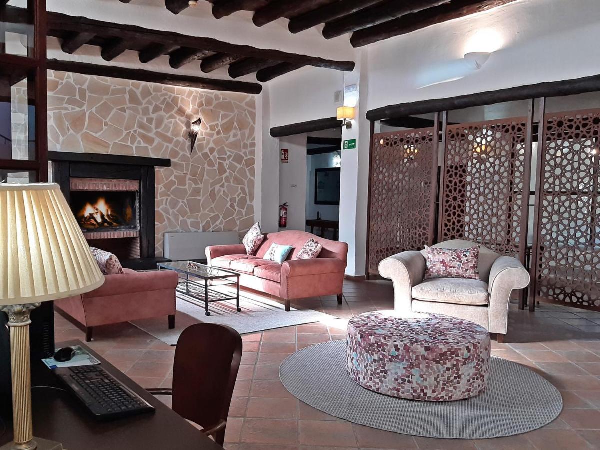 Hotel Apartamento Nueva Alcazaba Busquístar Esterno foto
